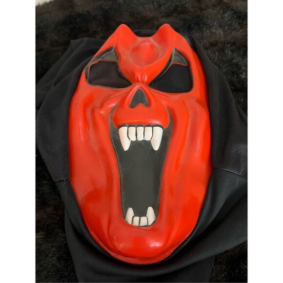 Vintage Red Devil Demon Ghostface Scream Mask Halloween Easter Unlimited - Picture 3 of 6